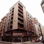 Hotel Leon